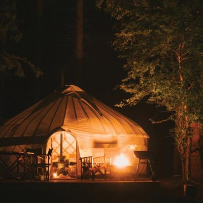 17457695_1352782811427765_4463732544961541386_n-400x400 Glamping Gear Care: Keep Your Luxury Camping Setup in Top Shape