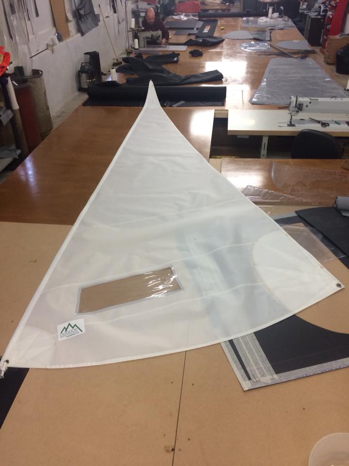 Comet-sail Investment of machinery for dinghy, one design and windsurfing sails.